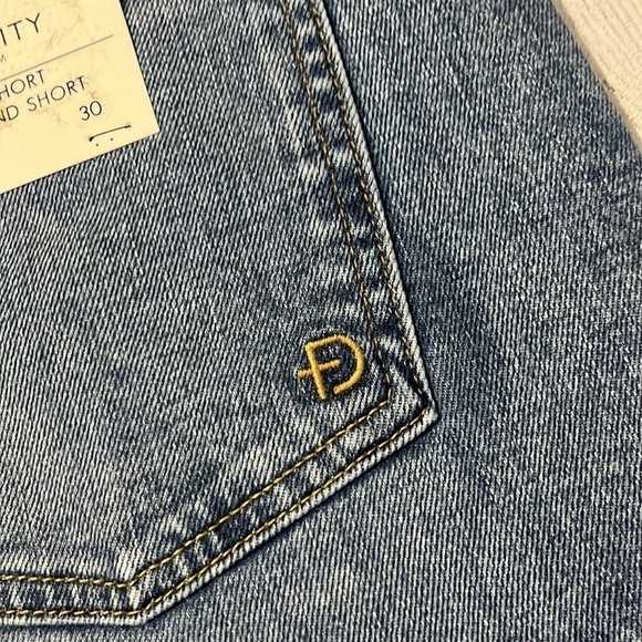 Fidelity Jimi Short Boyfriend Short Size 30 NWT - Picture 6 of 15